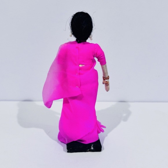 Vintage Indian Hindu‎ Culture Cloth Doll Souvenir With A Traditional Pink Dress - Picture 2 of 7